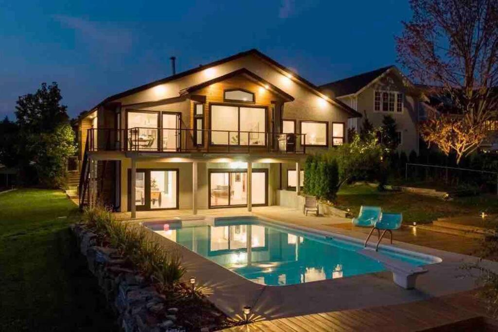 Luxurious 5 Bedroom House With Pool & Sauna West Kelowna Exterior foto